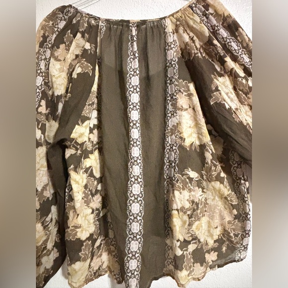 Free People Tan and Green Tie Front Blouse Size: S - Picture 6 of 7